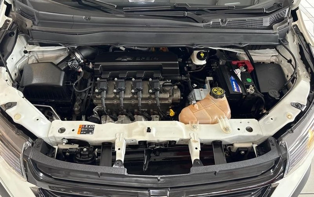 imagem-https://www.socarrao.com.br/sc-vehicle-images-prod/3543619/1789643002025-8420180_15_B_2c96a36aaf.jpeg
