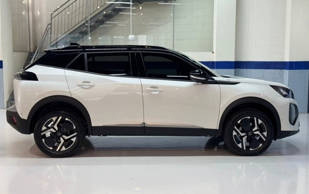 imagem-https://www.socarrao.com.br/sc-vehicle-images-prod/3543728/1788185094538-UEVVR0VPVCAyMDA4IEFMTFUgVDIwMCAtIDIwMjYgLSBCUkFOQ08gLSBCQVctOUo5NCAoNykucG5n.png