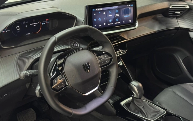 imagem-https://www.socarrao.com.br/sc-vehicle-images-prod/3543728/1788185095249-UEVVR0VPVCAyMDA4IEFMTFUgVDIwMCAtIDIwMjYgLSBCUkFOQ08gLSBCQVctOUo5NCAoMTkpLnBuZw.png
