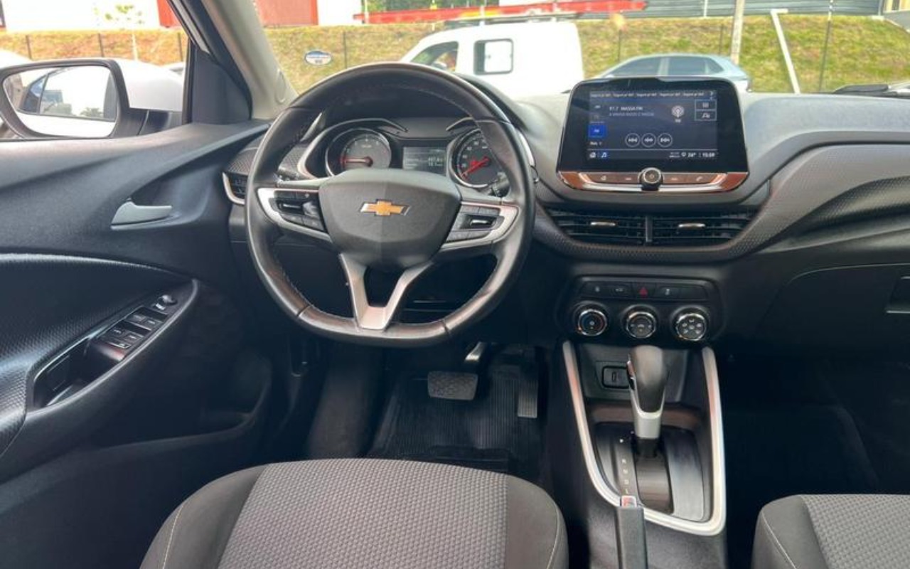 imagem-https://www.socarrao.com.br/sc-vehicle-images-prod/3543981/1788185734323-ODQyMjgzMV8xMl9CX2JmOGMyNzI4YzAuanBlZw.jpeg