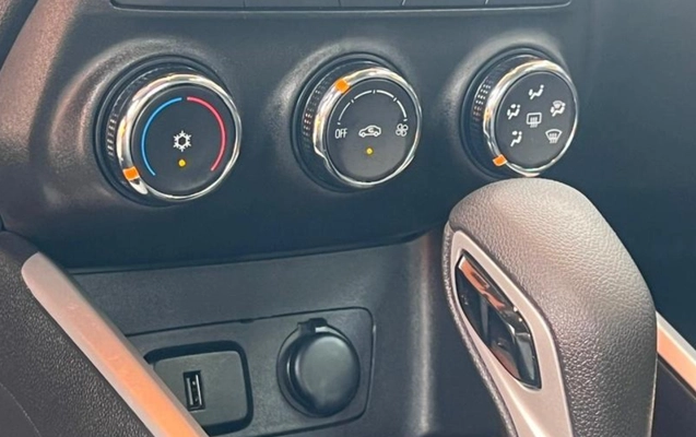 imagem-https://www.socarrao.com.br/sc-vehicle-images-prod/3543981/1788185734977-ODQyMjgzMV84X0JfYzNhYzYwM2YxYi5qcGVn.jpeg