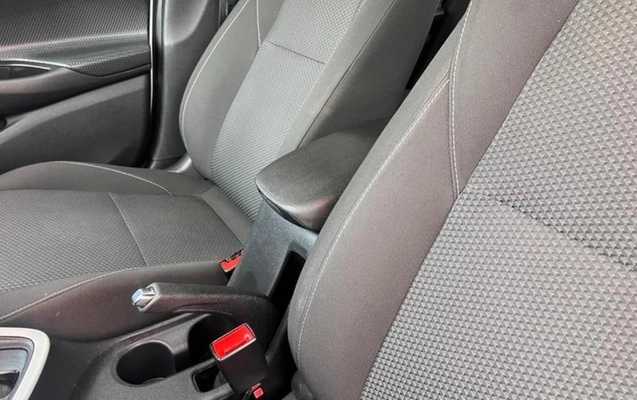 imagem-https://www.socarrao.com.br/sc-vehicle-images-prod/3543981/1788185735448-ODQyMjgzMV81X0JfZDNlZWZlNzY3ZC5qcGVn.jpeg