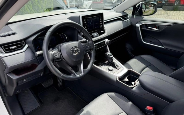 imagem-https://www.socarrao.com.br/sc-vehicle-images-prod/3544228/1788186319486-8433323_11_B_81224f4273.jpeg