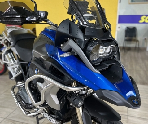 imagem-https://www.socarrao.com.br/sc-vehicle-images-prod/3544243/1788280203540-vxuZmvMkTfNWQrzyDwZvQshb1X8S33JD.jpg