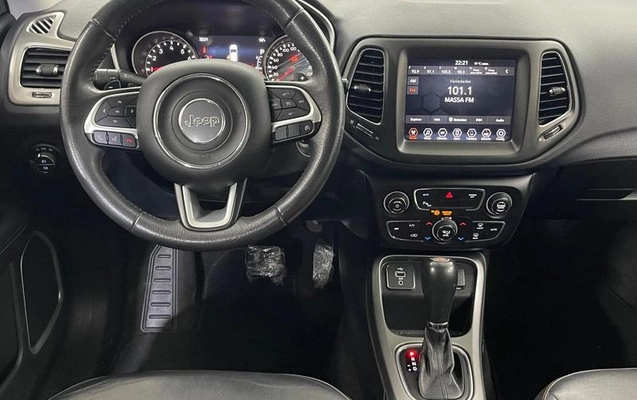 imagem-https://www.socarrao.com.br/sc-vehicle-images-prod/3544326/1788274449922-8321441_12_B_9da0a7615c.jpeg