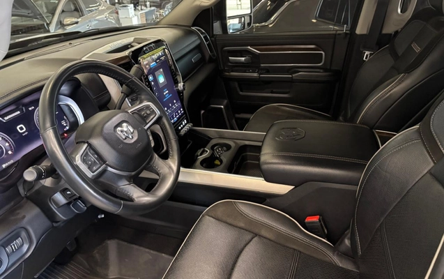 imagem-https://www.socarrao.com.br/sc-vehicle-images-prod/3544451/1789564437637-vehicle_image_1788441978_64bc12e7d9a13c6bd514d88854f4b4de.jpeg