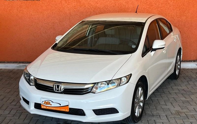 imagem-https://www.socarrao.com.br/sc-vehicle-images-prod/3544483/1789125082309-8429685_0_B_1ee2fb5100.jpeg