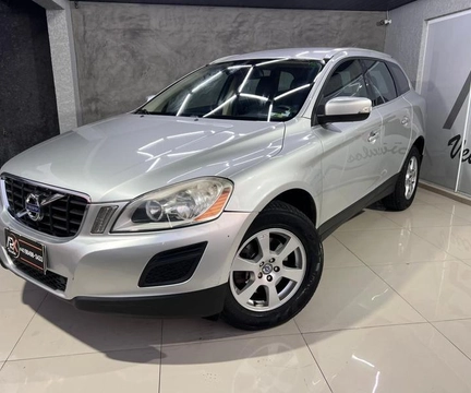 Volvo XC60 2.0 T5 5p 2012 Prata — foto 1 de 3