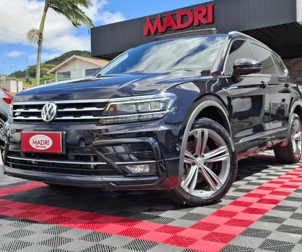 Volkswagen Tiguan 2020 Preto — foto 1 de 3