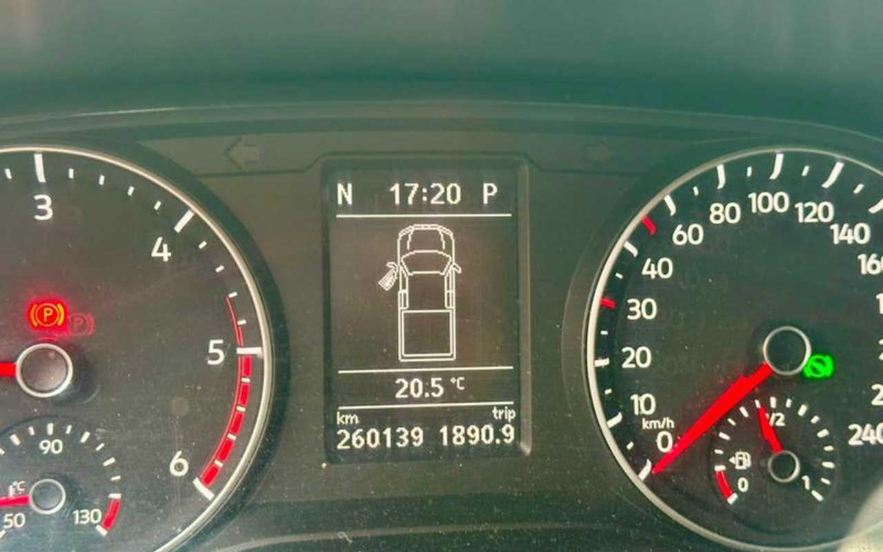imagem-https://www.socarrao.com.br/sc-vehicle-images-prod/3544959/1788188261864-ODQzMjExOV85X0JfNDE1MTU3MDg5ZC5qcGVn.jpeg