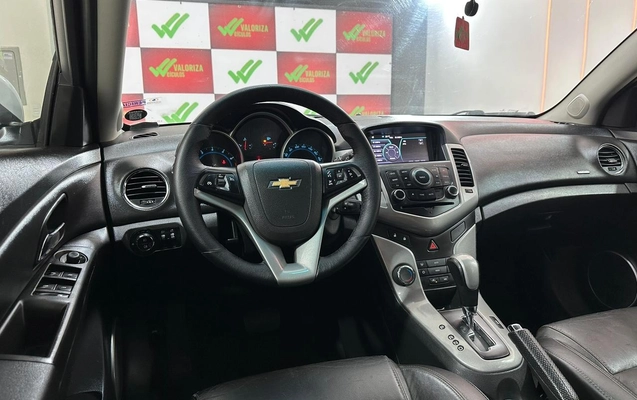 imagem-https://www.socarrao.com.br/sc-vehicle-images-prod/3545047/1788188527033-21a7753c-6ac0-45be-b531-1a36814e2a1d.jpg