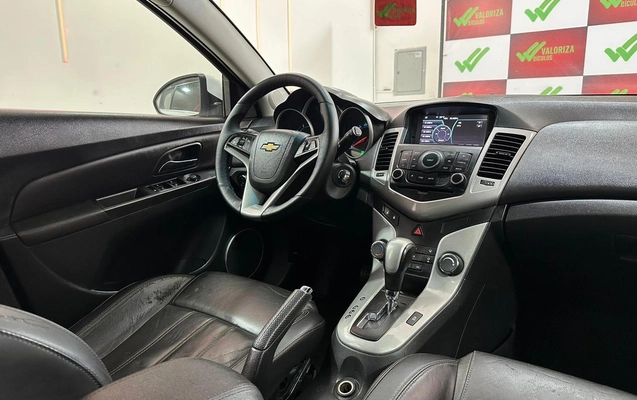 imagem-https://www.socarrao.com.br/sc-vehicle-images-prod/3545047/1788188527035-54a19b84-0b09-48ba-bef8-44dcdcbdb028.jpg