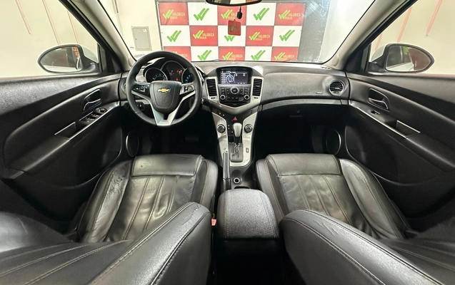 imagem-https://www.socarrao.com.br/sc-vehicle-images-prod/3545047/1788188527038-ae8752fa-46d9-4625-8855-a07446339bef.jpg