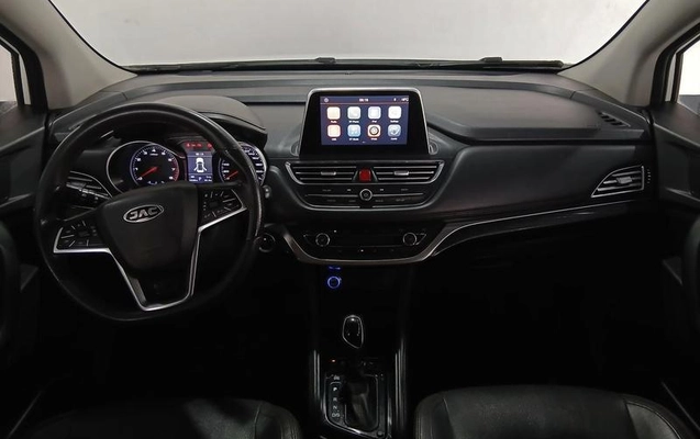 imagem-https://www.socarrao.com.br/sc-vehicle-images-prod/3545055/1788628001297-8426306_9_B_190492a1a4.jpeg