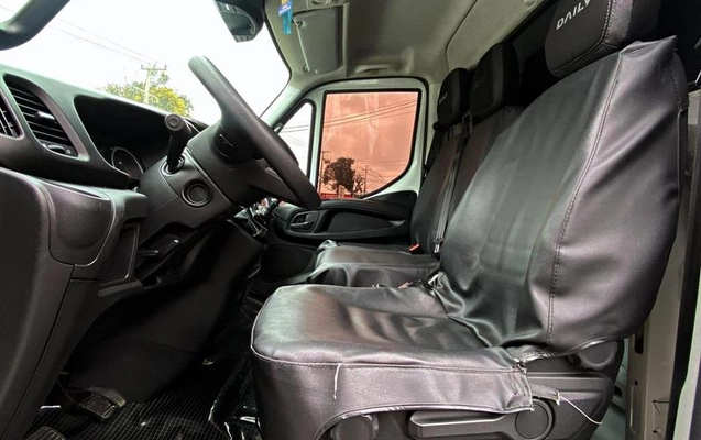 imagem-https://www.socarrao.com.br/sc-vehicle-images-prod/3545778/1790370026822-8420149_9_B_6ed8b11eca.jpeg