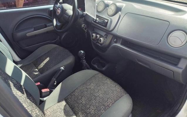 imagem-https://www.socarrao.com.br/sc-vehicle-images-prod/3545784/1788465937868-8433097_9_B_683df3f271.jpeg
