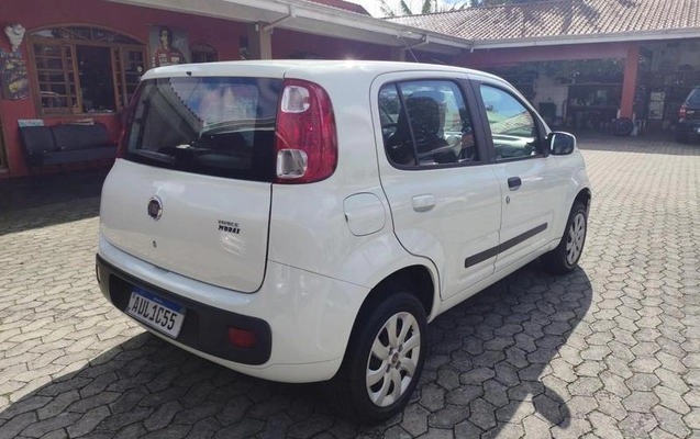 imagem-https://www.socarrao.com.br/sc-vehicle-images-prod/3545784/1788465937886-8433097_0_B_9fd439164d.jpeg