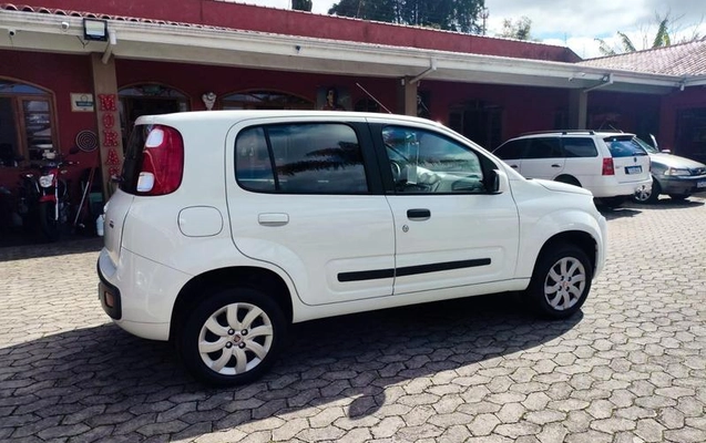 imagem-https://www.socarrao.com.br/sc-vehicle-images-prod/3545784/1788465937900-8433097_2_B_da499ea666.jpeg