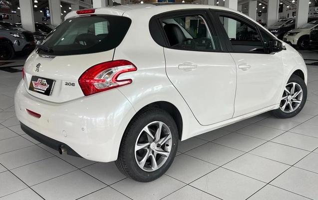 imagem-https://www.socarrao.com.br/sc-vehicle-images-prod/3546137/1789485170227-8429501_9_B_9efeeb3e46.jpeg