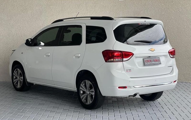 imagem-https://www.socarrao.com.br/sc-vehicle-images-prod/3546158/1788191864747-8420320_0_B_417a1f2e4b.jpeg