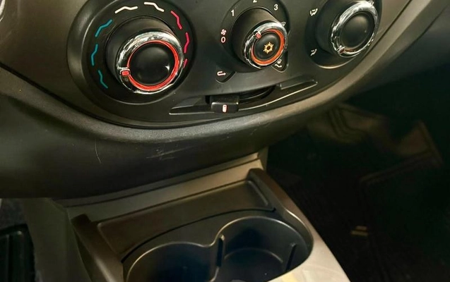 imagem-https://www.socarrao.com.br/sc-vehicle-images-prod/3546508/1789475781195-8428574_13_B_f5dc90dcb5.jpeg