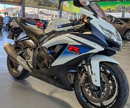 Suzuki GSX-R 750 W SRAD 2012 Branco — foto 1 de 3