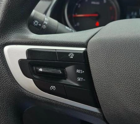 imagem-https://www.socarrao.com.br/sc-vehicle-images-prod/3546690/1788193508326-8434163_7_B_088aa1385e.jpeg