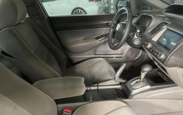 imagem-https://www.socarrao.com.br/sc-vehicle-images-prod/3546843/1789170320826-8410054_0_B_8edef8c37a.jpeg