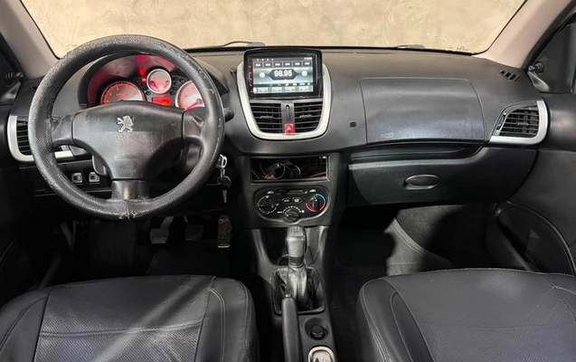 imagem-https://www.socarrao.com.br/sc-vehicle-images-prod/3546907/1788194019062-8277011_14_B_936039a4a0.jpeg