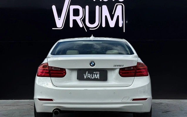 imagem-https://www.socarrao.com.br/sc-vehicle-images-prod/3547137/1788194406399-5_054503.jpg