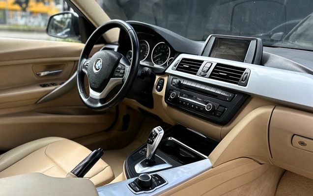 imagem-https://www.socarrao.com.br/sc-vehicle-images-prod/3547137/1788194406400-8_054504.jpg