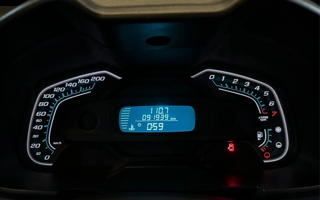 imagem-https://www.socarrao.com.br/sc-vehicle-images-prod/3547142/1788194413477-7_050638.jpg