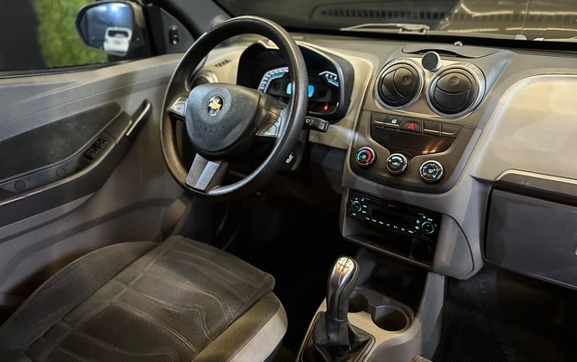 imagem-https://www.socarrao.com.br/sc-vehicle-images-prod/3547142/1788194413481-9_050638.jpg