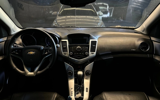 imagem-https://www.socarrao.com.br/sc-vehicle-images-prod/3547165/1788194445322-7_031205.jpg