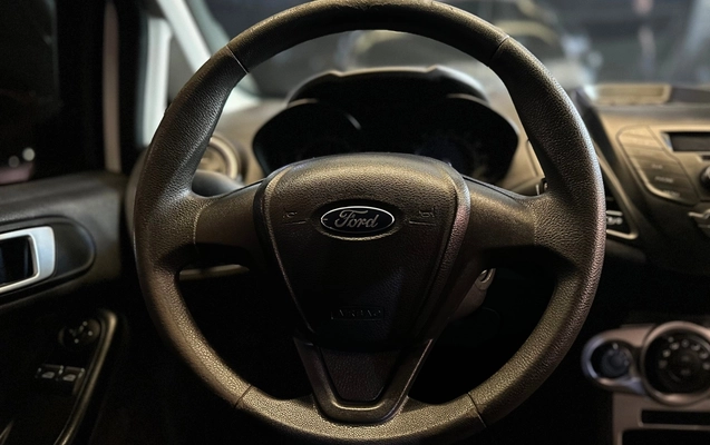 imagem-https://www.socarrao.com.br/sc-vehicle-images-prod/3547176/1788194519074-6_044459.jpg