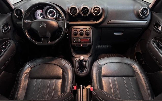 imagem-https://www.socarrao.com.br/sc-vehicle-images-prod/3547205/1788194794281-65e868f9-9a50-4876-881d-54fe19a41367.jpg