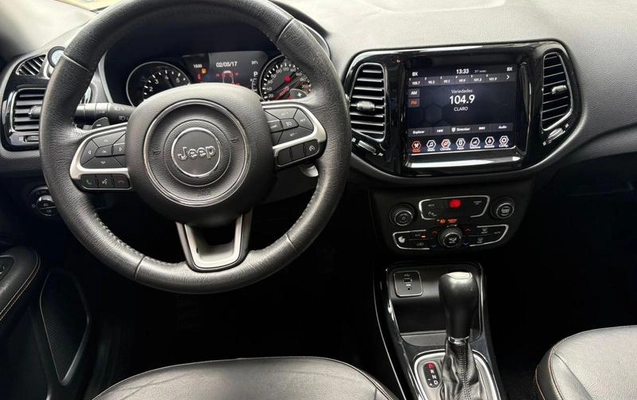 imagem-https://www.socarrao.com.br/sc-vehicle-images-prod/3547802/1789235949438-8431137_6_B_c1acf65baf.jpeg