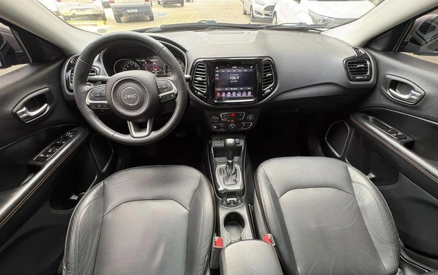 imagem-https://www.socarrao.com.br/sc-vehicle-images-prod/3547802/1789235949442-8431137_10_B_f01207d163.jpeg