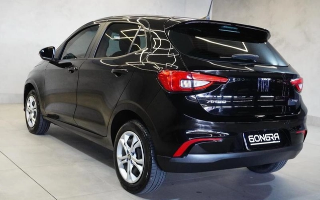 imagem-https://www.socarrao.com.br/sc-vehicle-images-prod/3547836/1789414658049-8434414_0_B_c46cd2ed04.jpeg