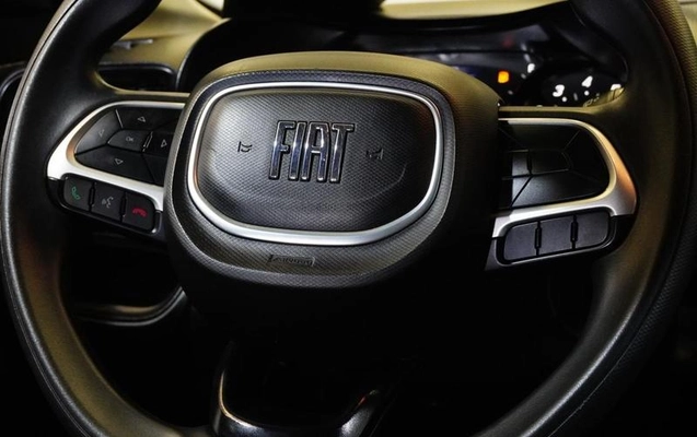 imagem-https://www.socarrao.com.br/sc-vehicle-images-prod/3547836/1789414658065-8434414_6_B_56f40e0838.jpeg