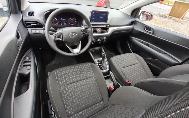 imagem-https://www.socarrao.com.br/sc-vehicle-images-prod/3547838/1789643018659-8428334_14_B_d4c3d625c9.jpeg