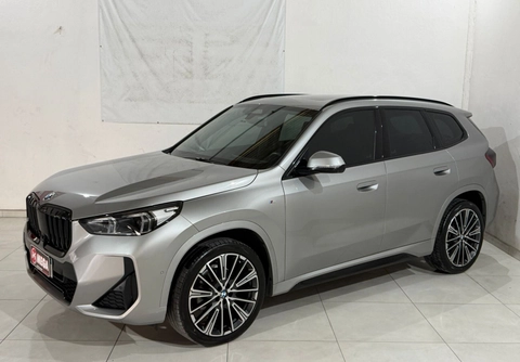Bmw X1 2025 Prata — foto 1 de 3