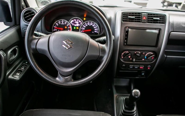imagem-https://www.socarrao.com.br/sc-vehicle-images-prod/3548104/1788278276274-8426099_9_B_7e5939e502.jpeg