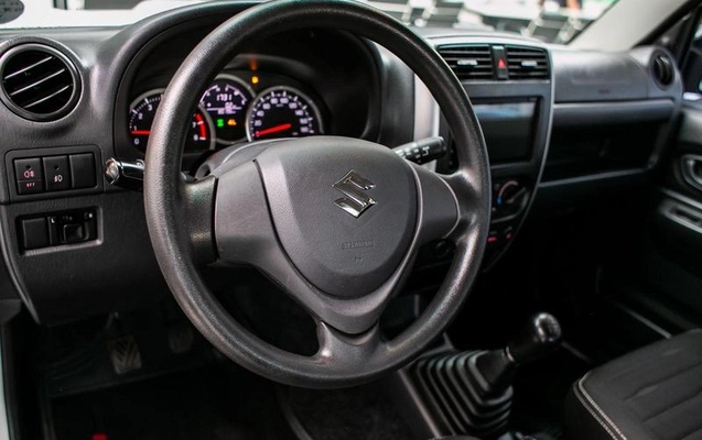 imagem-https://www.socarrao.com.br/sc-vehicle-images-prod/3548104/1788278276275-8426099_13_B_aad296dd63.jpeg