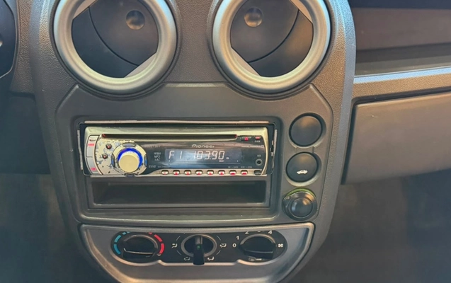 imagem-https://www.socarrao.com.br/sc-vehicle-images-prod/3548135/1788197271791-ODdmMmMwYTUtZjUxNi00ZWIyLWFhNzItZDZmNTUyZGEwNjQyLmpwZWc.jpeg