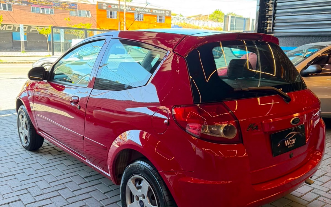 imagem-https://www.socarrao.com.br/sc-vehicle-images-prod/3548135/1788197272558-MzQ4NGM4NjgtZjQwNy00MWZjLThlYzAtMTAwNmJiNWIyNWZhLmpwZWc.jpeg