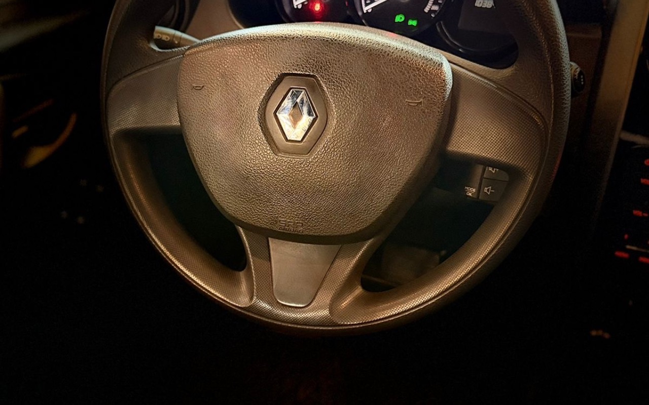 imagem-https://www.socarrao.com.br/sc-vehicle-images-prod/3548258/1788197511391-YWZlOThjN2YtYjdkYy00ODg3LWI3MmEtZWQ0NTE3N2Q3YzYwLmpwZWc.jpeg