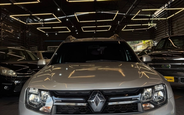 imagem-https://www.socarrao.com.br/sc-vehicle-images-prod/3548258/1788197511485-MGQyM2QzNmMtMDdmMS00MTY1LWI0YmItOGIxNDBlODFmYWI4LmpwZWc.jpeg