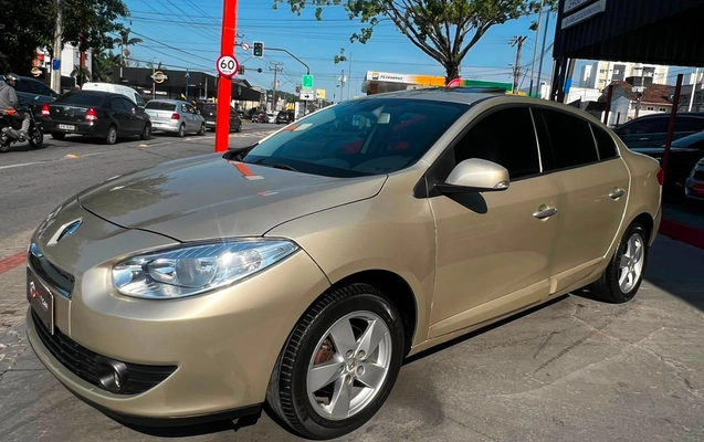 imagem-https://www.socarrao.com.br/sc-vehicle-images-prod/3548444/1788198350080-c760fe67d7e34625b97352b38db68418_1788198271943.jpg
