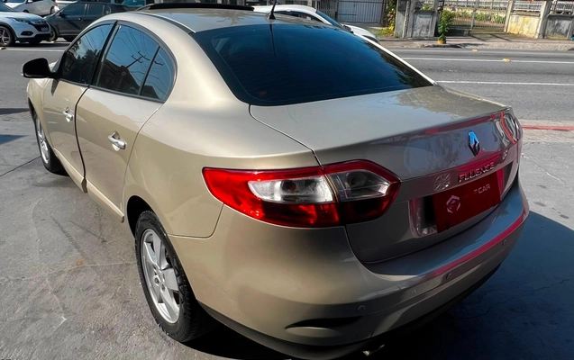 imagem-https://www.socarrao.com.br/sc-vehicle-images-prod/3548444/1788198350081-72594da1cd894d478462b99b9752c333_1788198271948.jpg